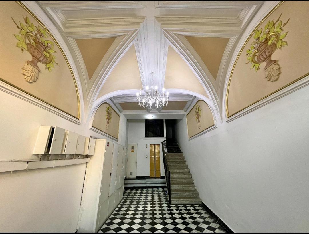 Central Apartment Baku Bilik gambar